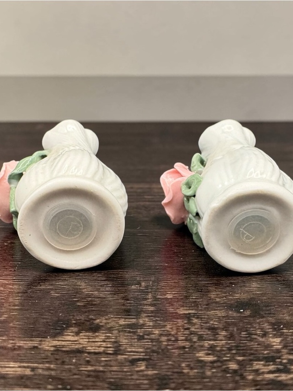 Vintage Porcelain White Salt & Pepper Shakers w/ Molded Pink Rose & Green Leaves - Picture 8 of 12